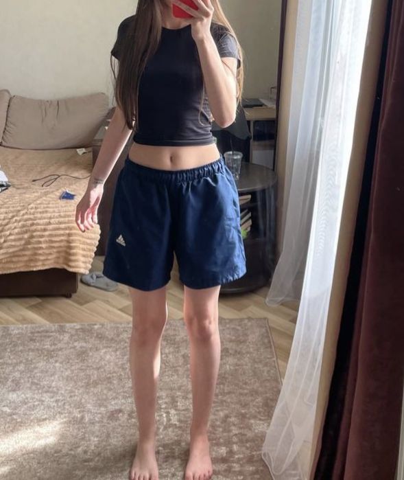 Продам шорти adidas