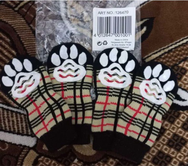 Носочки нові антискользящие для собачки