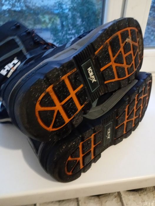 Продам ботинки Helly Hansen.