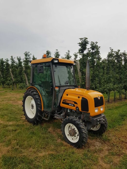 Ciągnik Sadowniczy Renault Dionis 120 4x4 Sadownik