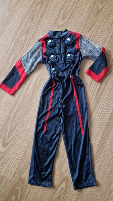 Strój karnawałowy Avegers rycerz 110/116