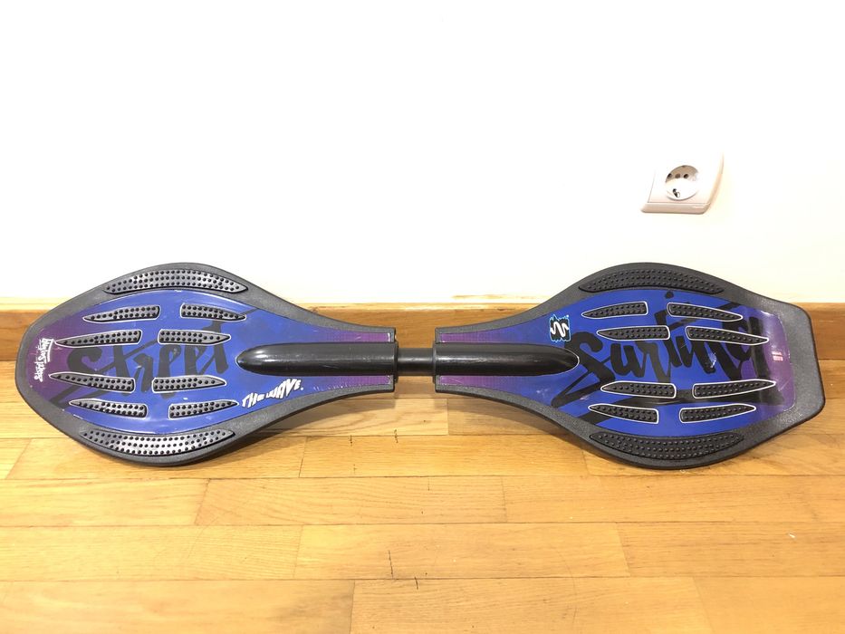 Skate street surfing