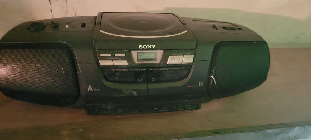 Radiomagnetofon  sony