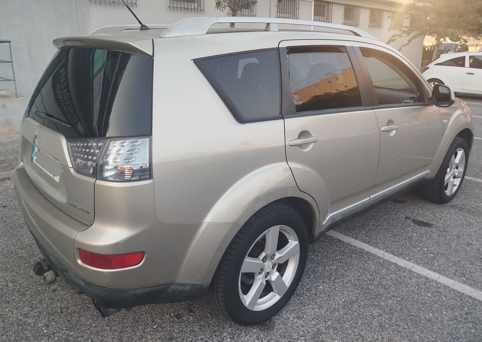Mitsubishi Outlander 2.0Did 7Lug/2007/Versão 4×4/IUC barato/Aceito retoma