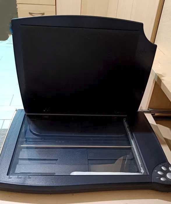 Абсолютно новий сканер Mustek Bear Paw 2400 CU Plus II
