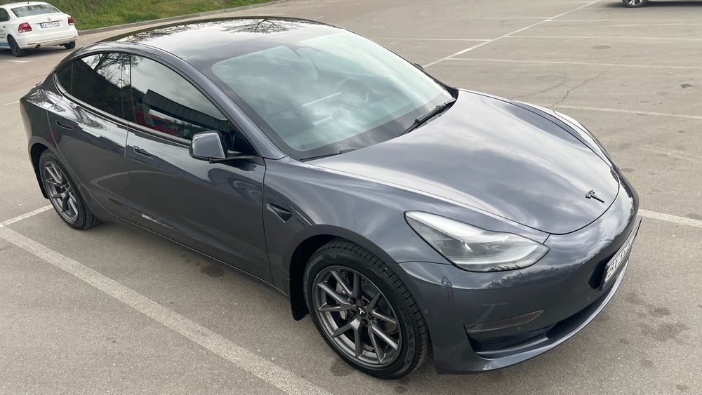 Тесла модел 3 LFP батарея 62 kw
