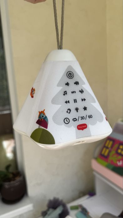 Ночник-проектор с музыкой,светильником и встроеным таймером