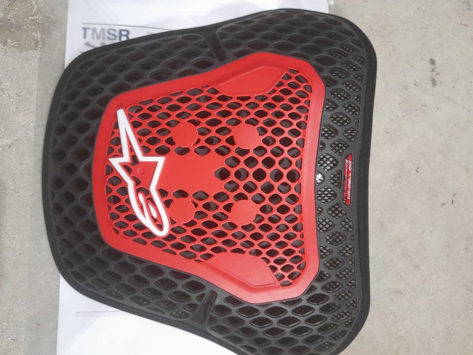 Equipamento track days usado 2 vezes.