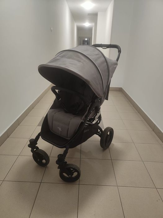 Wózek dziecięcy  Valco Baby Snap 4. Szary. Stan bdb.