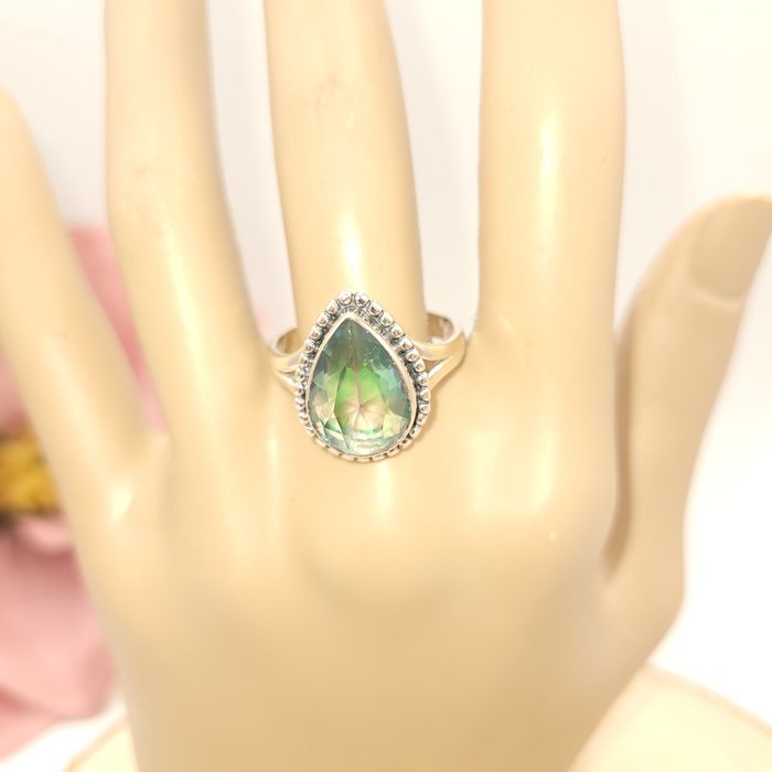 Srebrny pierścionek pr 925 Topaz mistyczny nowe