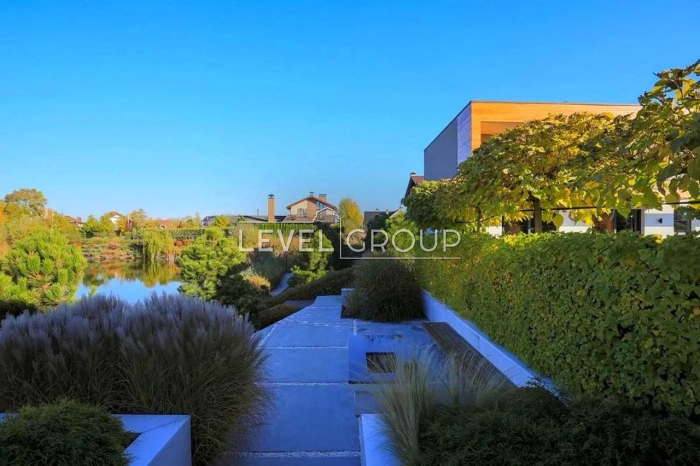 Продаж сучасного будинку з басейном та озером, 10 км від Києва,Осещина