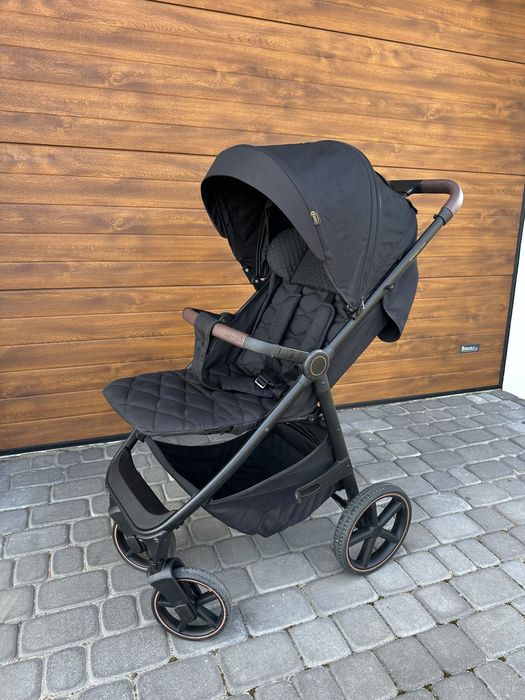 Wozek dzieciecy spacerowy 4Baby Stinger pro czarny