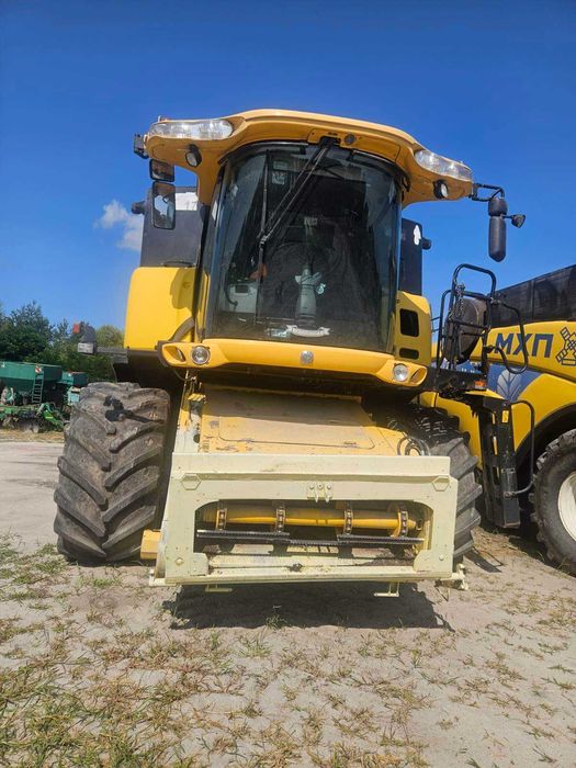 Комбайн зернозбиральний New Holland-СХ8080 2010 р.
