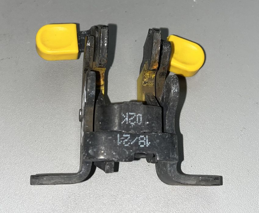 VAG VW Caddy 2020- обмежувач ходу дверей зад  ZK1299 2K7827455A