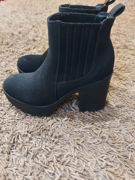 Сапоги. Сапожки каблук платформа