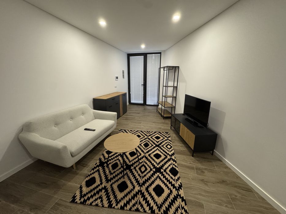 Arrendo apartamento T1 novo Cantanhede