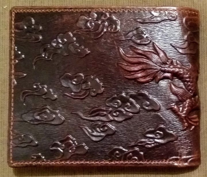 Кошелёк с тиснием "Китайский дракон"