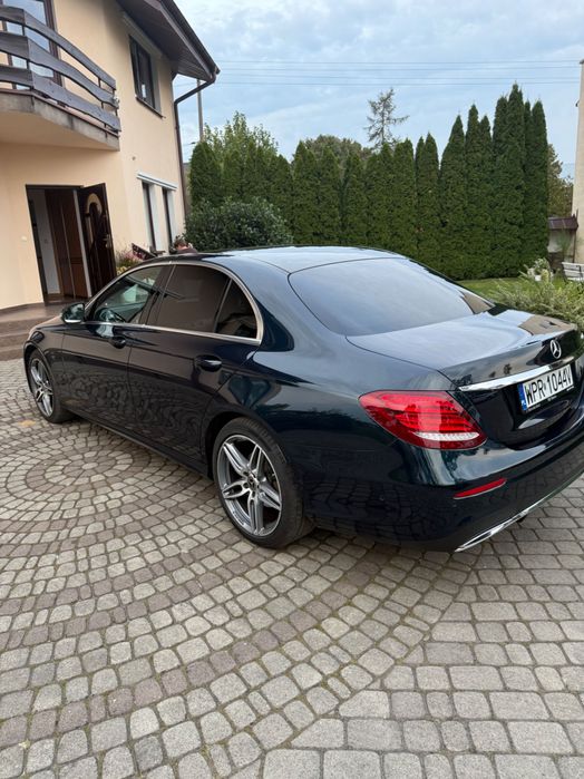 Mercedes E220 W213