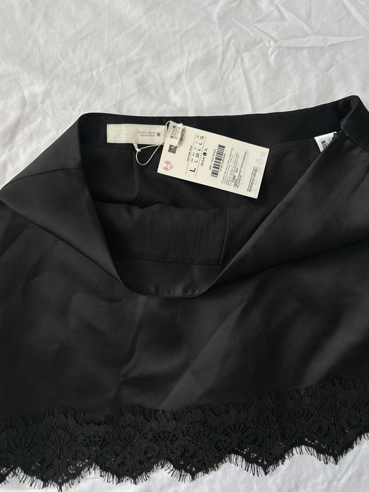 Модна нова спідниця-шорти від Zara