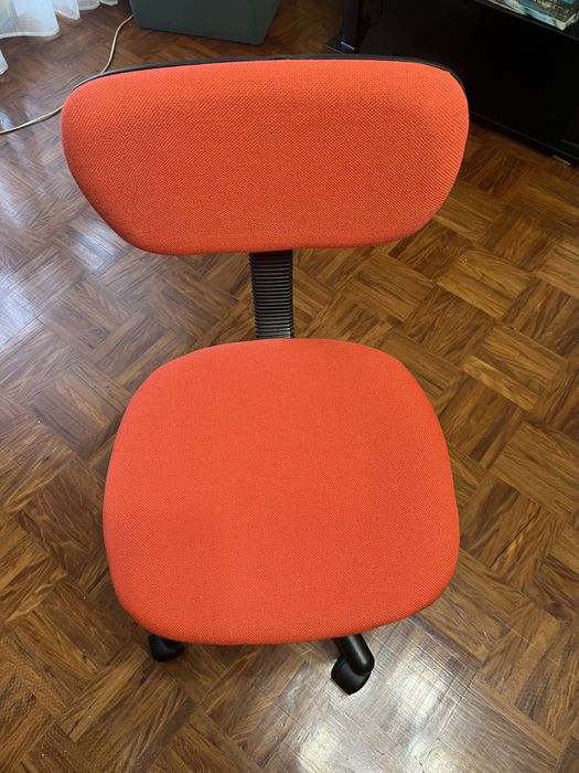 Cadeira para escritório vermelho