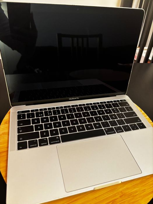 MacBook Pro 13” 2017 | i5 | 8GB | 256GB SSD