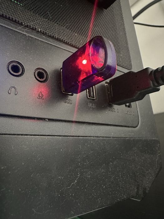 Steinberg eLicenser USB com licenca REFX NEXUS 2