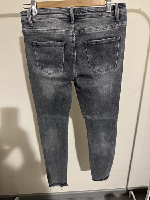 Spodnie jesnaowe rozmiar 38