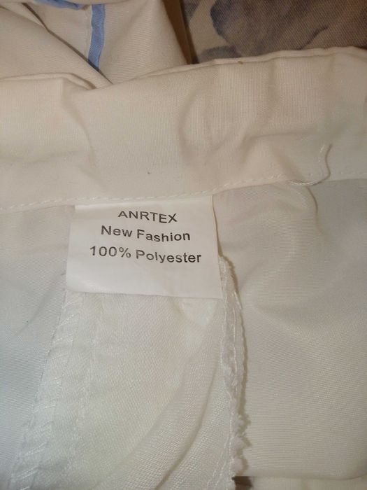 Spodnie białe szerokie nogawki