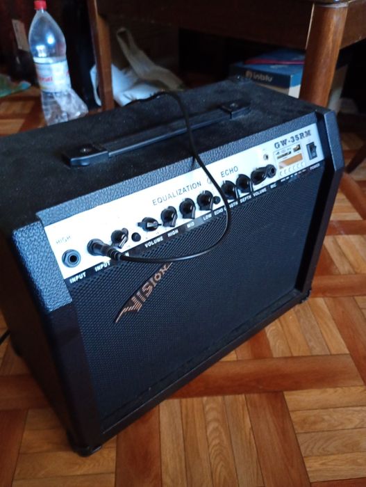 Комбо Усилитель Гитарный "IBANEZ"+ЭлектроГитара