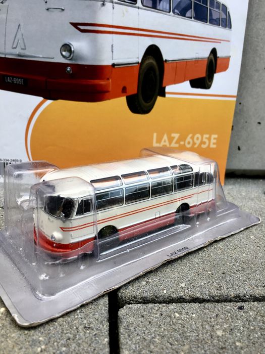Czasopismo LAZ 695E-kultowe autobusy PRL,auta,model,kolekcja,zabytek