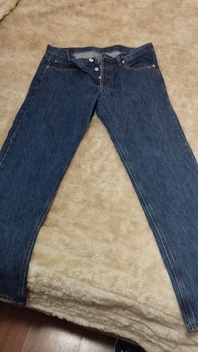 Calças Levis novas 40
