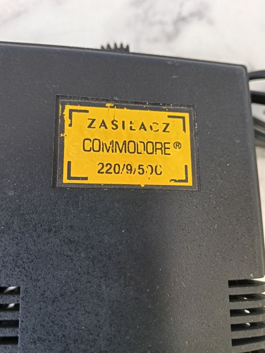Zasilacz do Commodore