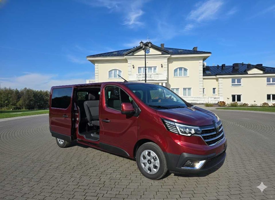 wynajem samochodów Renault Trafic long, Lexus ES 300h