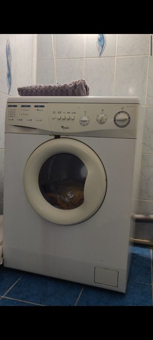 Пральна машинка Whirpool