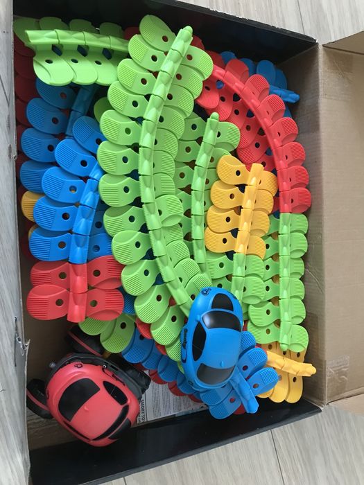 Tory z autem stan idealny