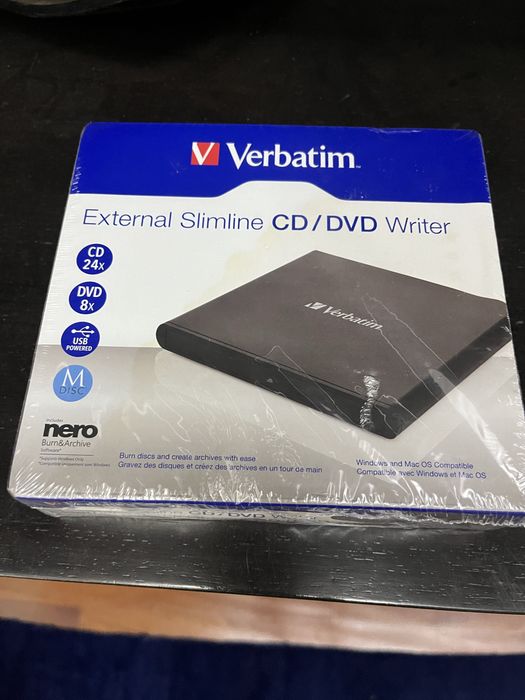 Verbatim Portable CD and DVD Reader and Writer64739753618050120