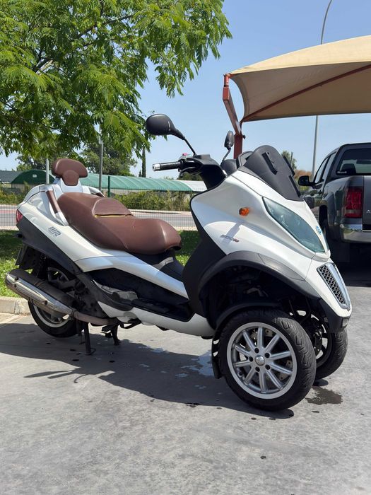 Piaggio Mp3 500