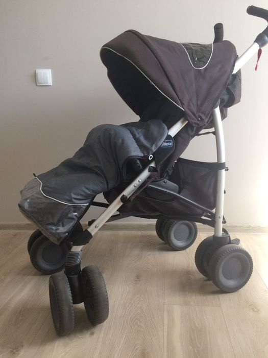 Прогулянкова коляска Chicco  Black