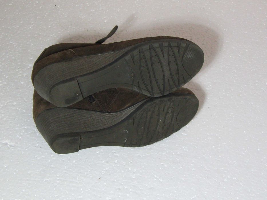 ботинки женские замшевые  Jana,  39р.