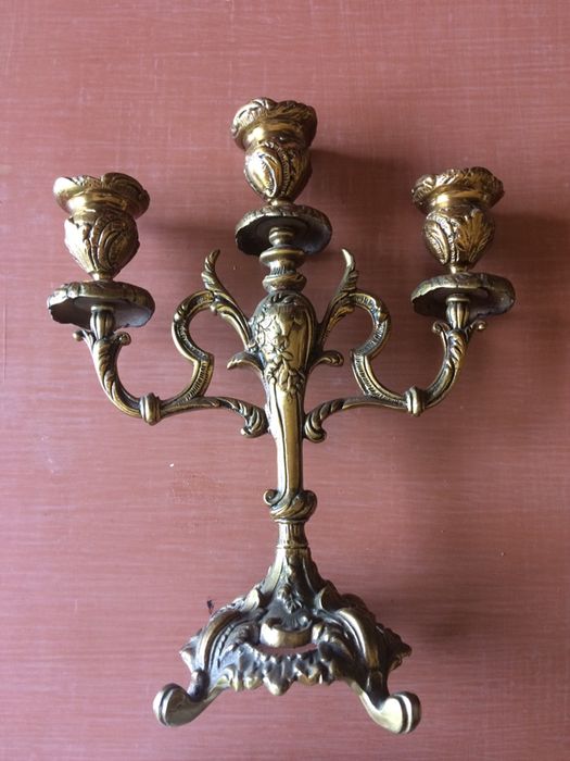 Casticais porta velas e estatua marmore e madeira