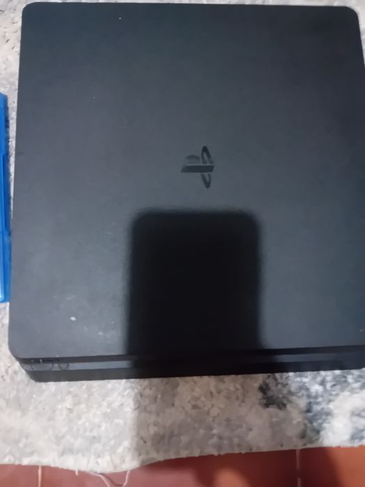 Playstation 4 + jogos