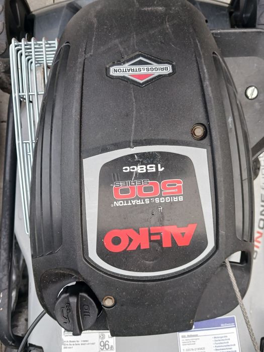 Газонокосарка Briggs & Stratton бензинові