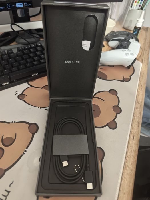 Samsung Galaxy S25 FE jak nowy!