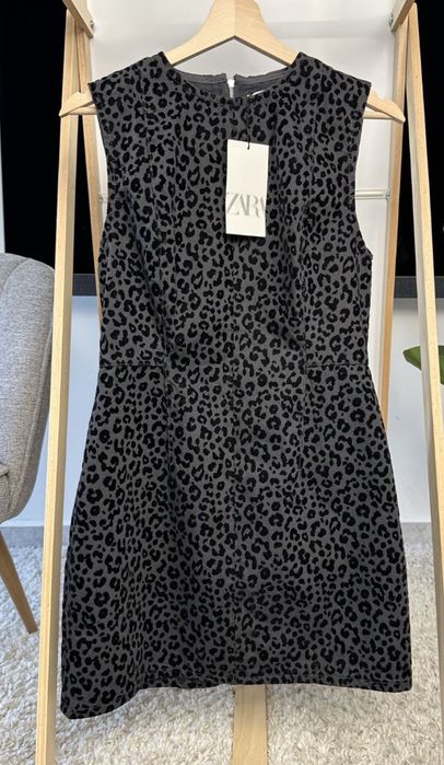 Плаття міні від zara