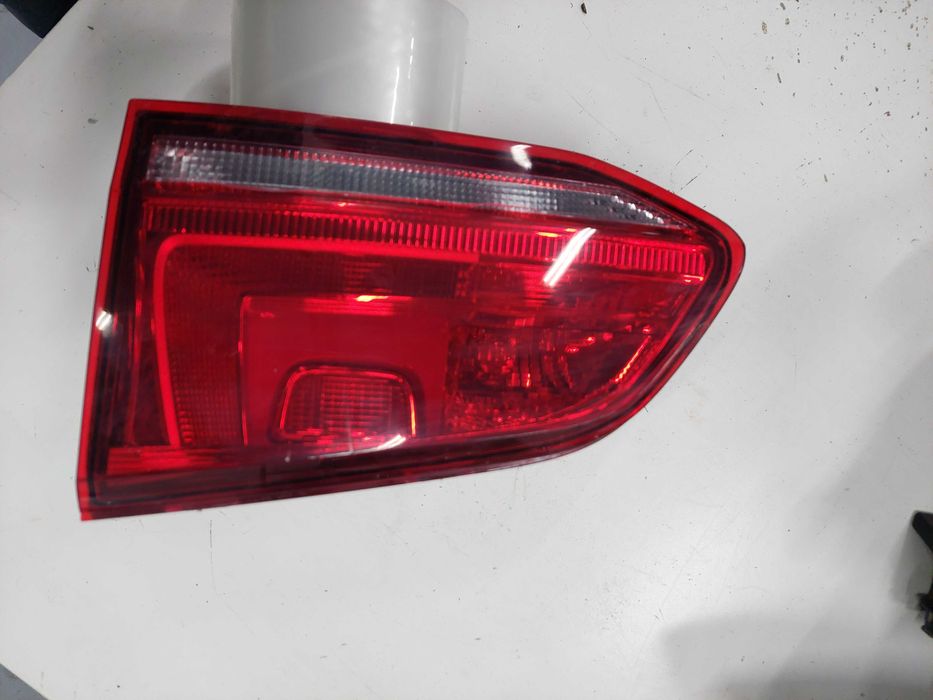 farolim mala drt golf 7