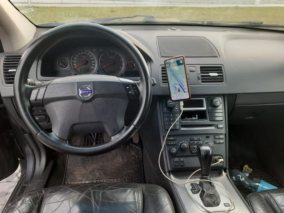 Volvo XC 90 2.4 дизель автомат повний привід