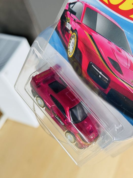 Hot Wheels Legends Tour Porsche 911 935 Collector Edition +