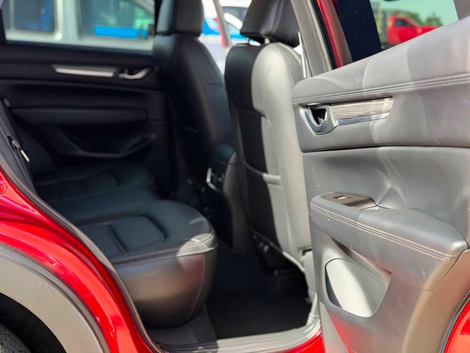 Mazda CX-5 Touring      2021