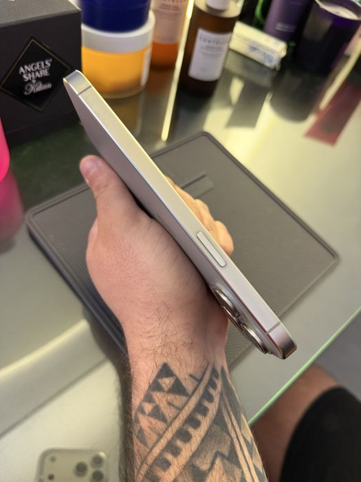 Iphone 15 Pro Max / 256GB / Natural Titanium