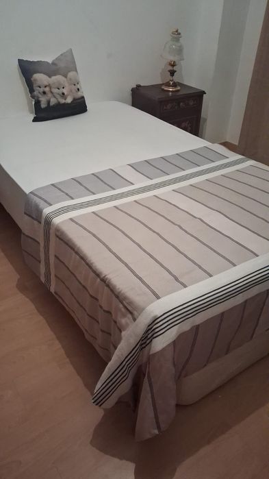 Arrenda-se  Quarto 350€
